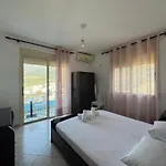 Apartment M Seaside Himare